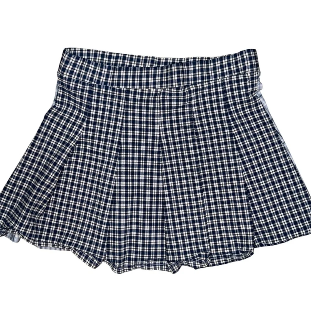 NEW Plaid Stretchy Mini skirt 2 patterns Trendy Sz. LG Wear different ways - Picture 2 of 3